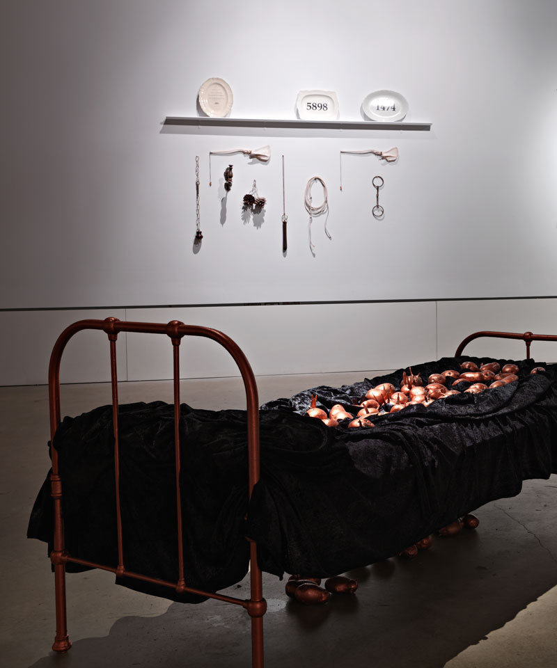 Sue Kneebone, installation view, Border Crossings