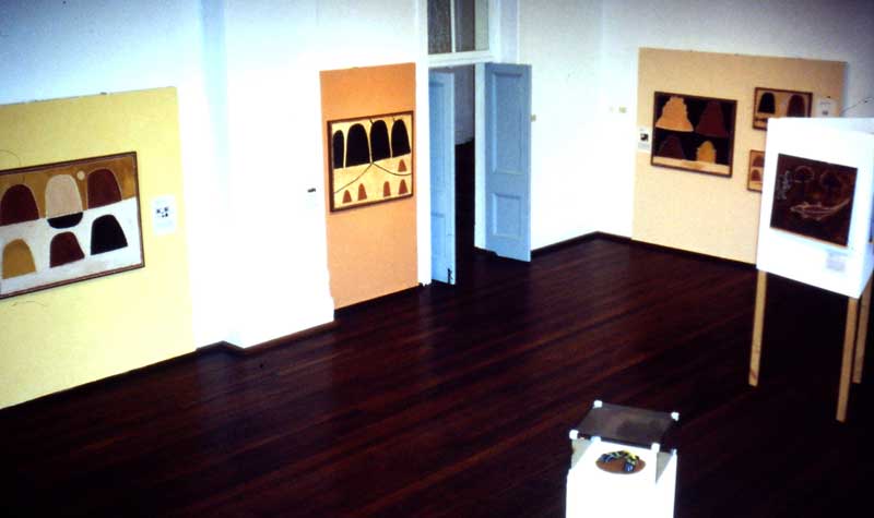 Bush Women, installation view, Fremantle Arts Centre, 1994. Photo: John Kean