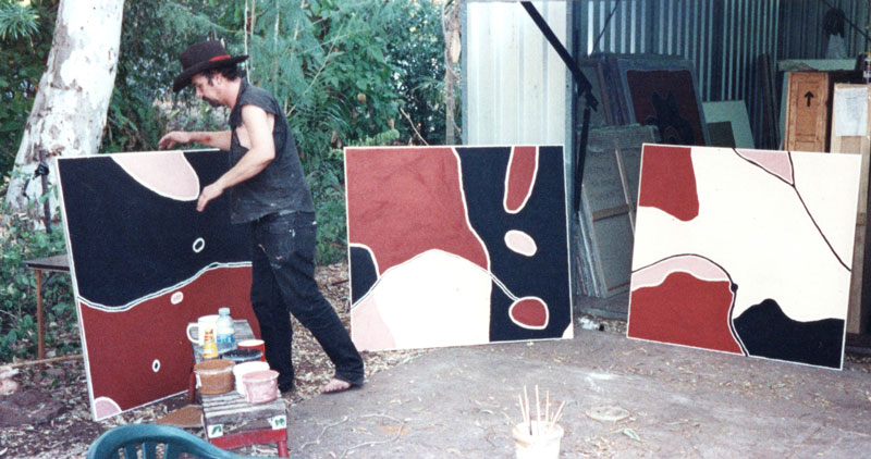 Tony Oliver with works by Freddie Timms, Ironwood Drive, Kununurra, 2002. Photo: Giancarlo Mazella