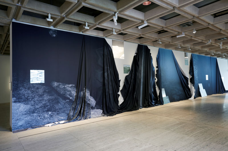 Izabela Pluta, Apparent Distance, 2019, dye-sublimation prints on fabric and photographic prints on aluminium. Installation view, The National 2019, Art Gallery of NSW. Photo: Diana Panuccio. Courtesy the artist and THIS IS NO FANTASY dianne tanzer + nicola stein, Melbourne 
